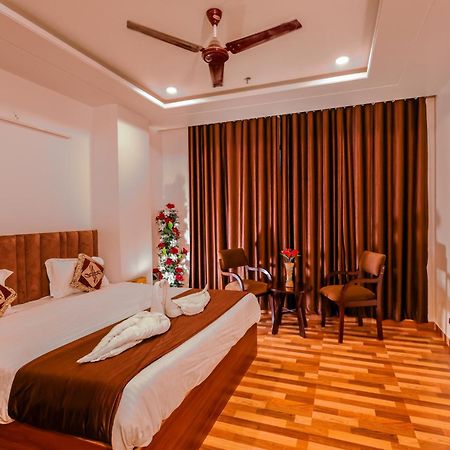 Hotel Lalita Palace 斋浦尔 外观 照片