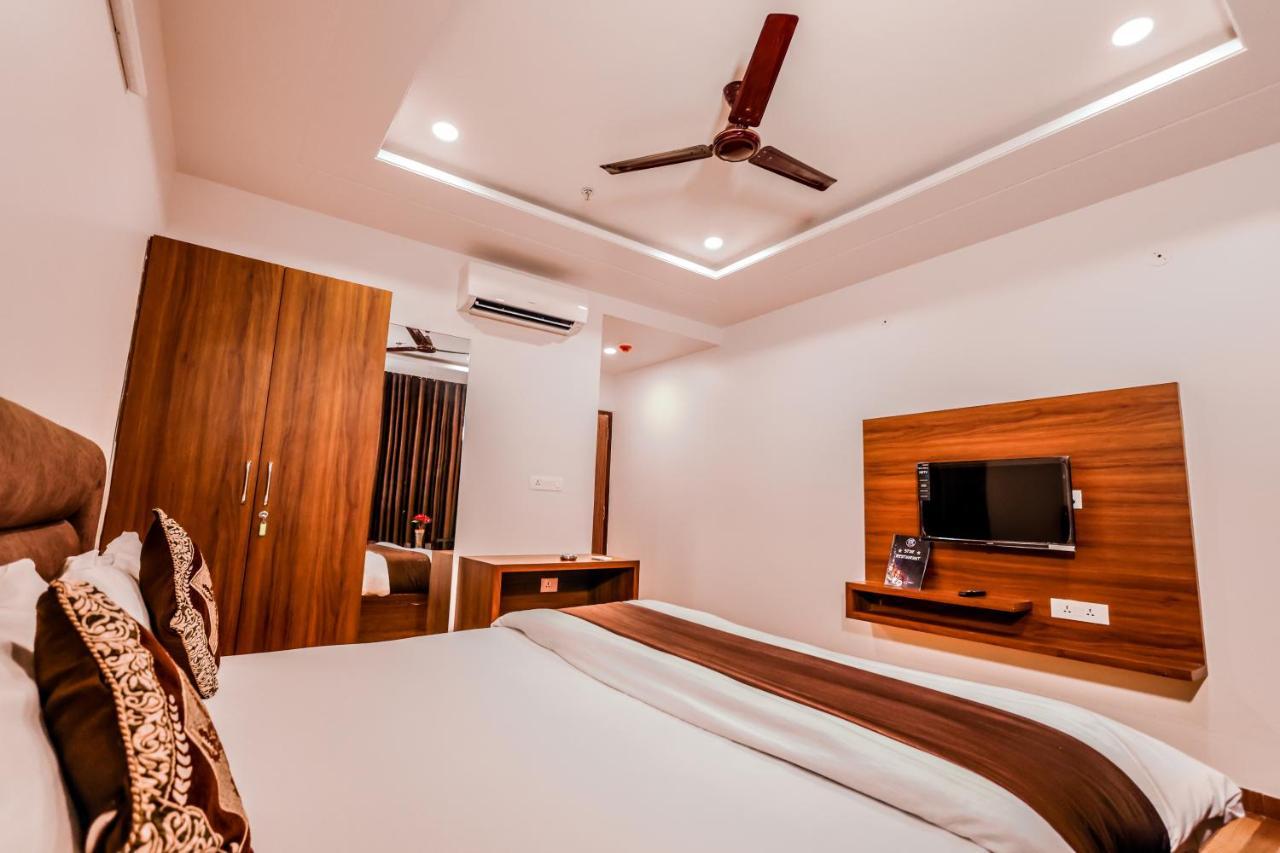 Hotel Lalita Palace 斋浦尔 外观 照片