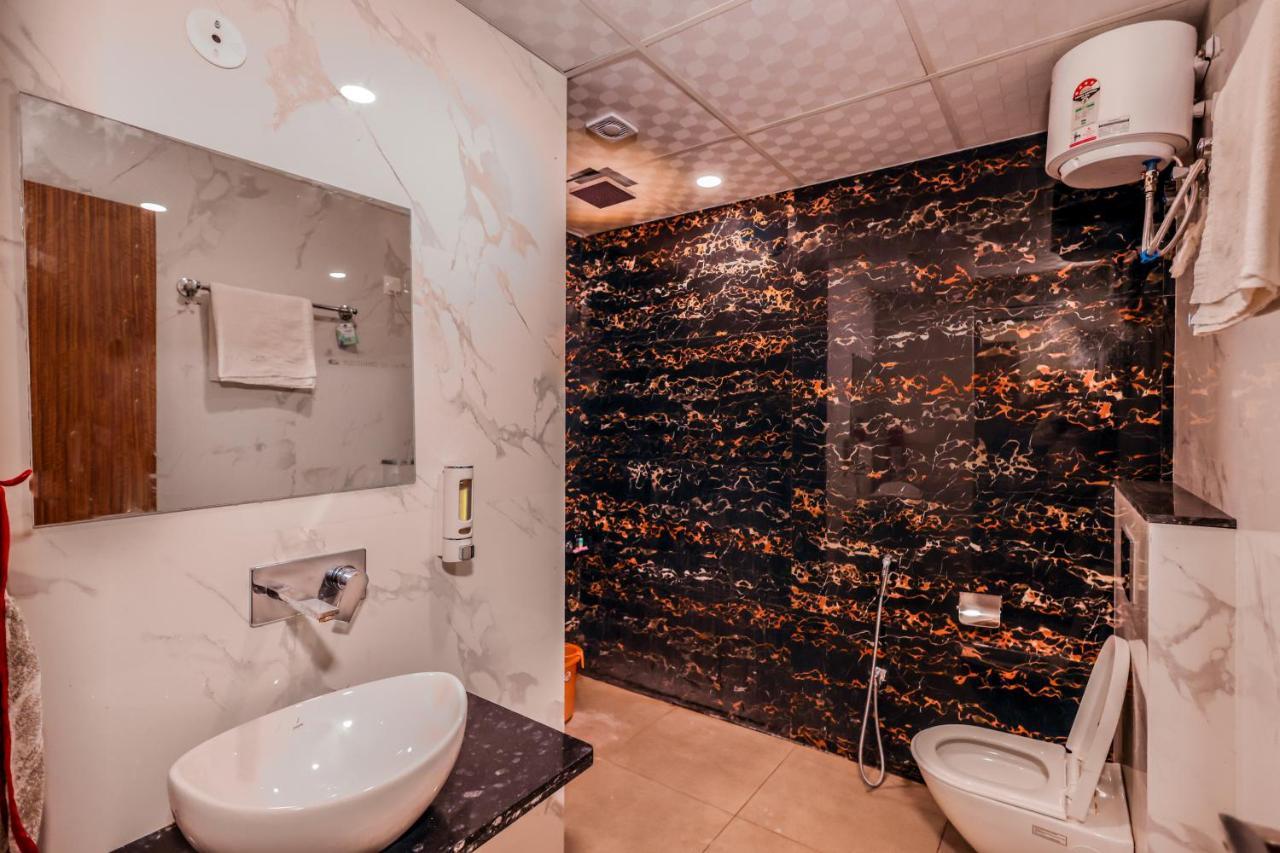 Hotel Lalita Palace 斋浦尔 外观 照片