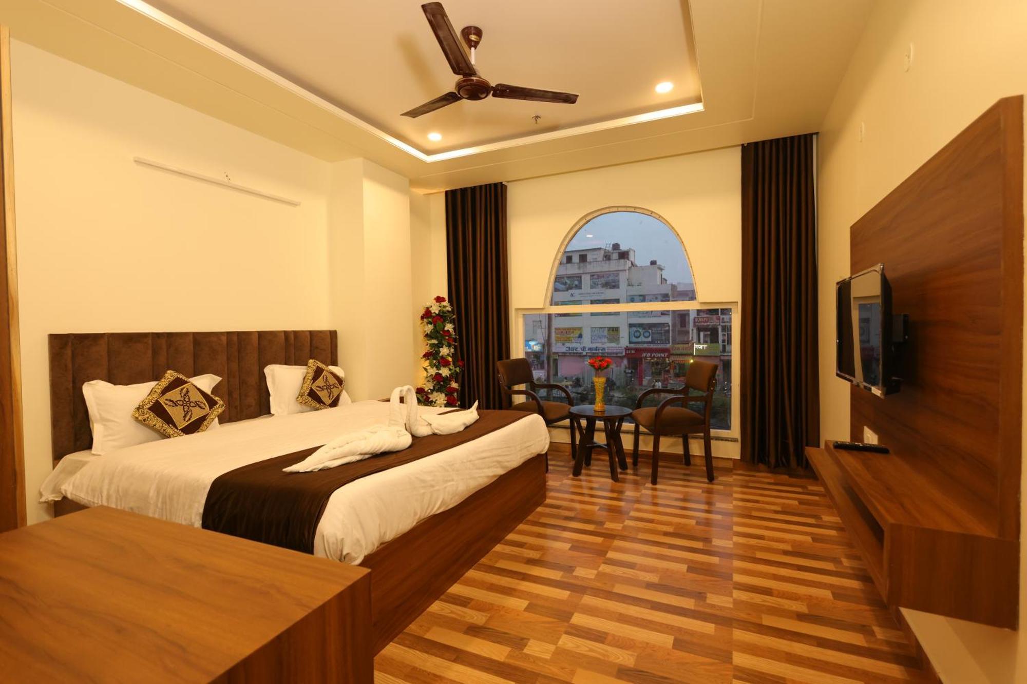 Hotel Lalita Palace 斋浦尔 外观 照片